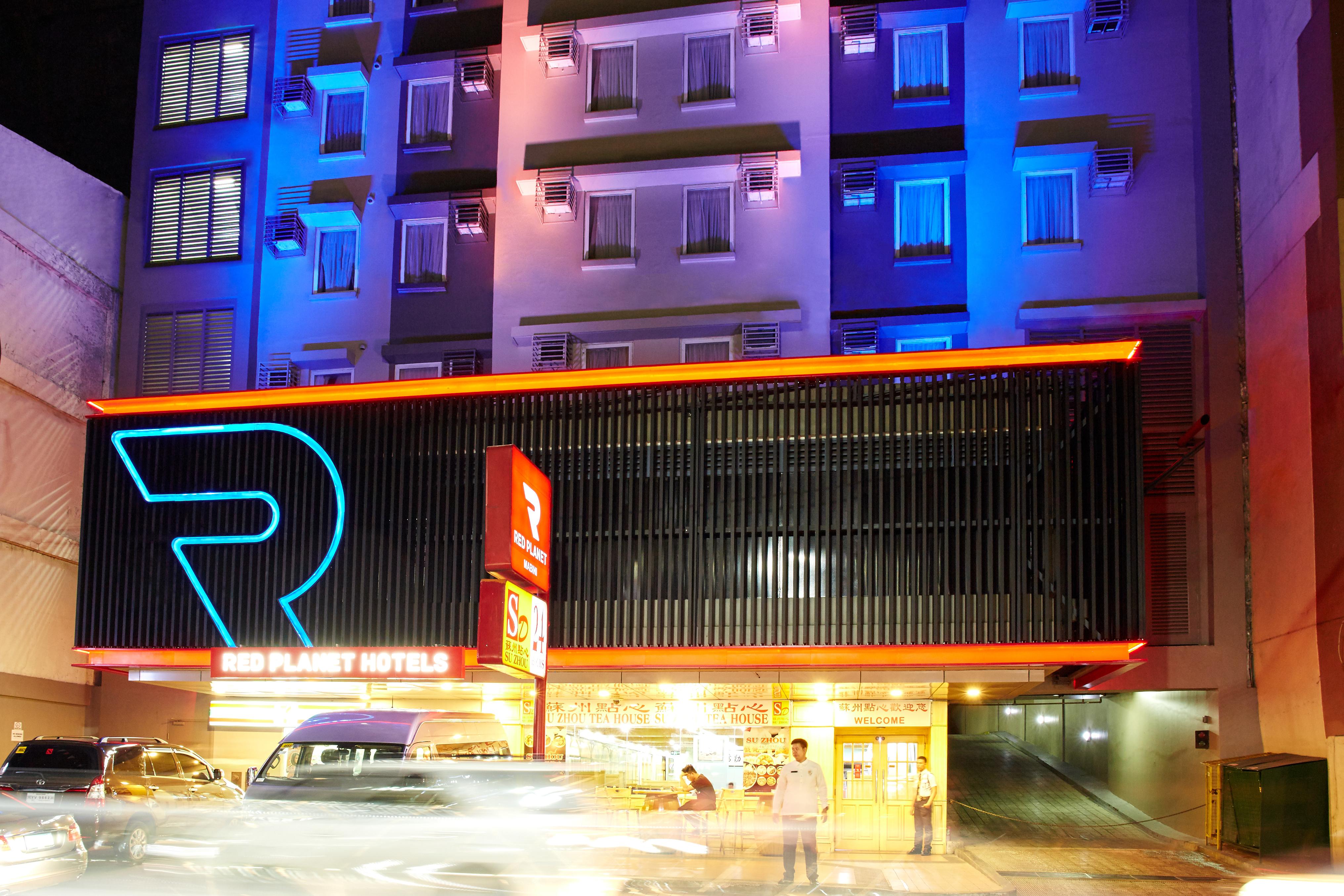 Red Planet Manila Malate Mabini Hotel Exterior photo