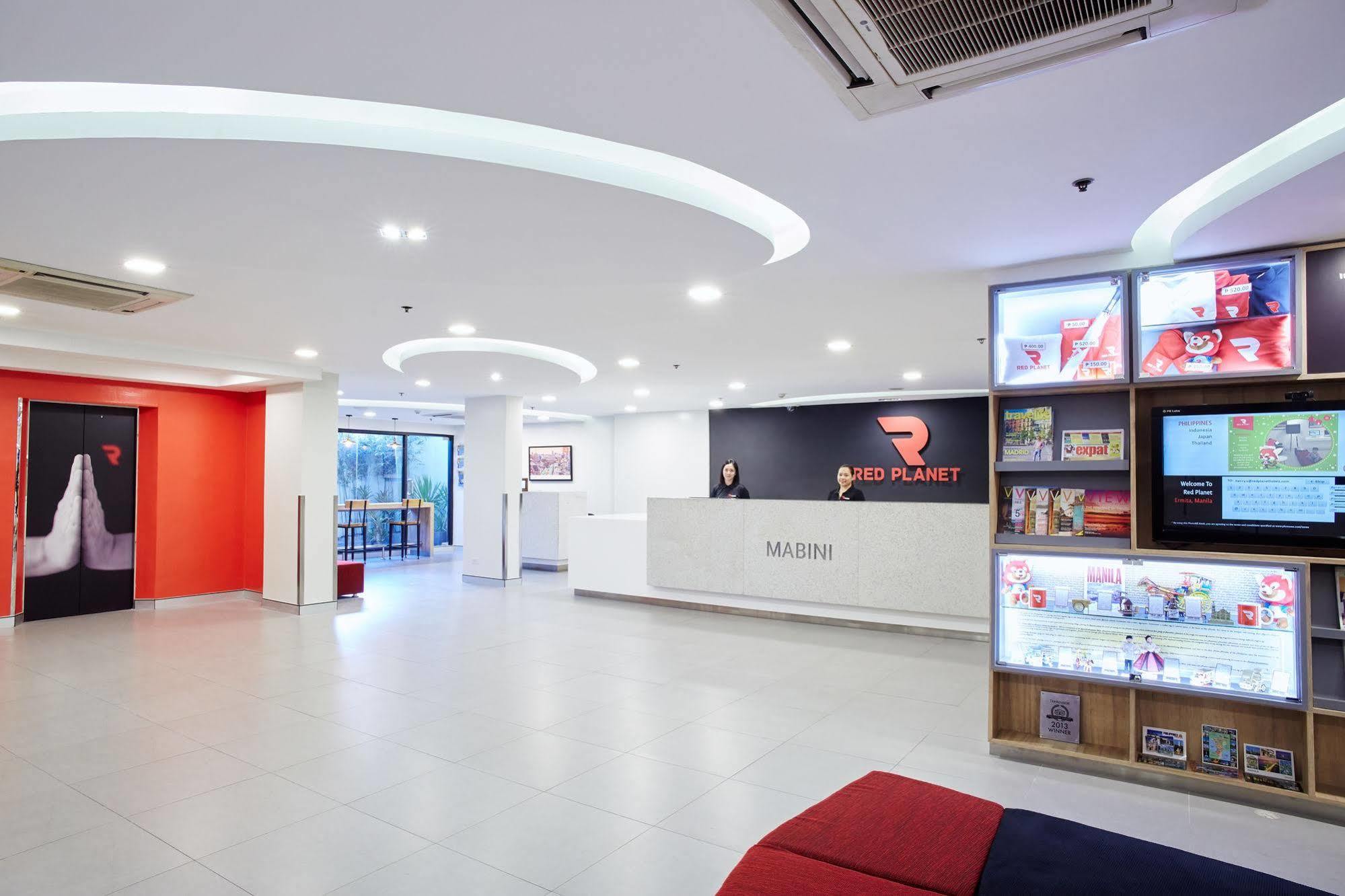 Red Planet Manila Malate Mabini Hotel Exterior photo